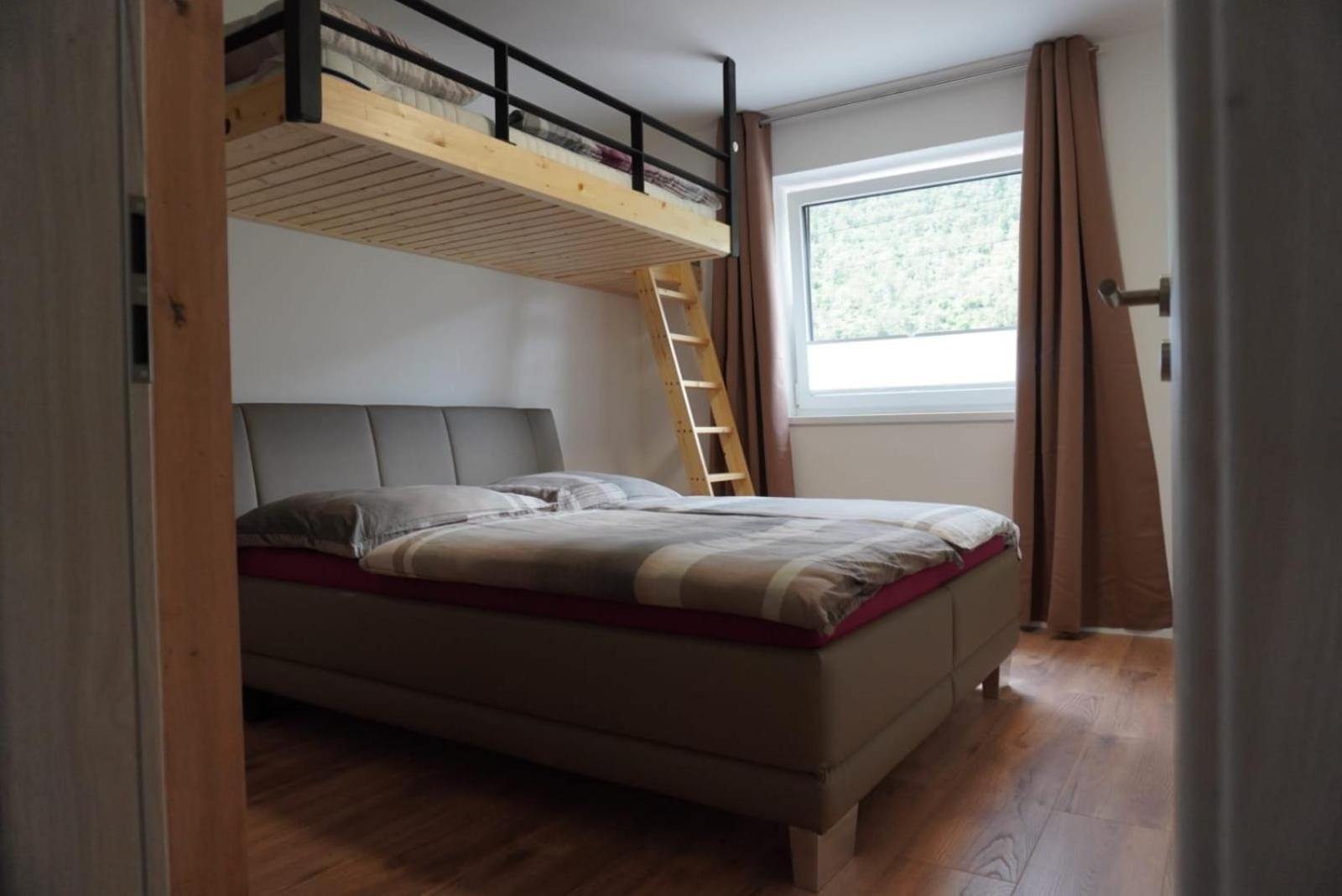 Deluxefort Fuer 10 Gaeste Mit Eigenem Whirlpool Und Fasssauna Imst Εξωτερικό φωτογραφία